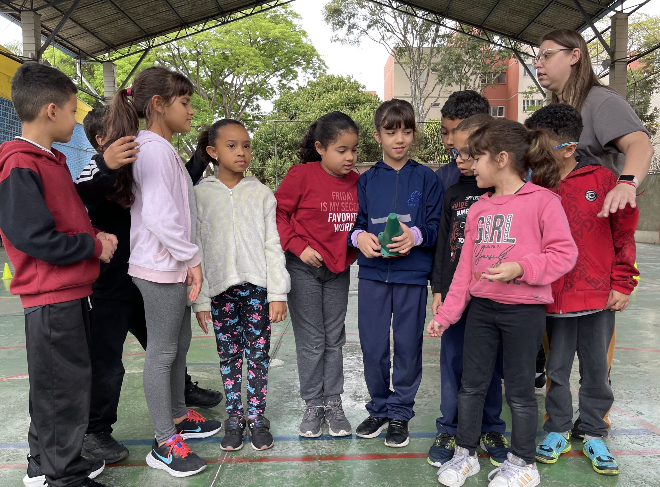 Crianças e alfabetização na educação física